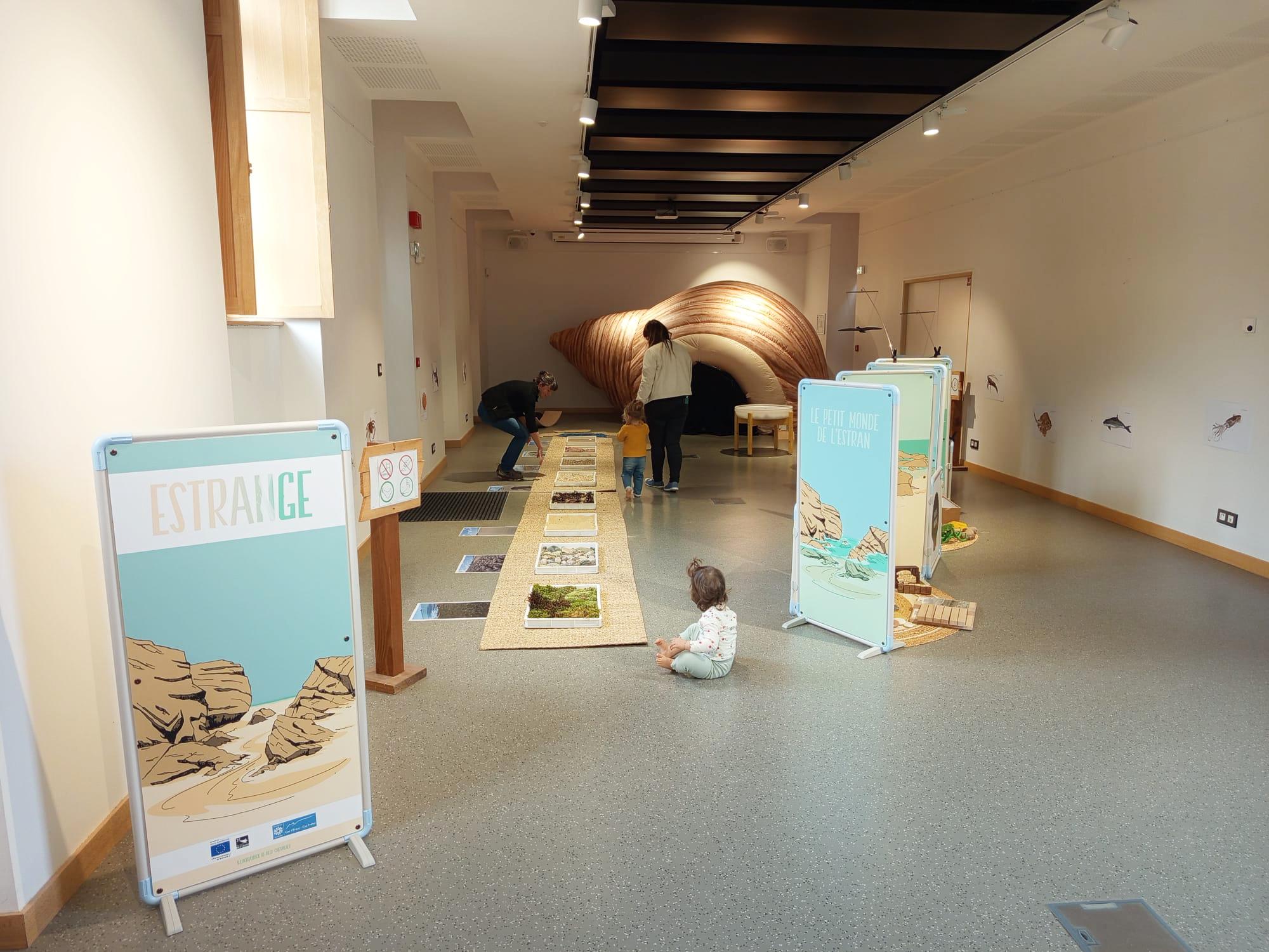 ESTRANGE : un exposition immersive pour les tout-petits